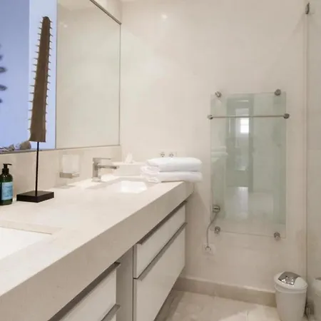 Pinet Maison De Luxury Nyaraló *